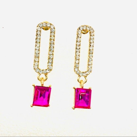 Jewelry - Earrings Pink and Crystal drop set in golden tone. Pierced